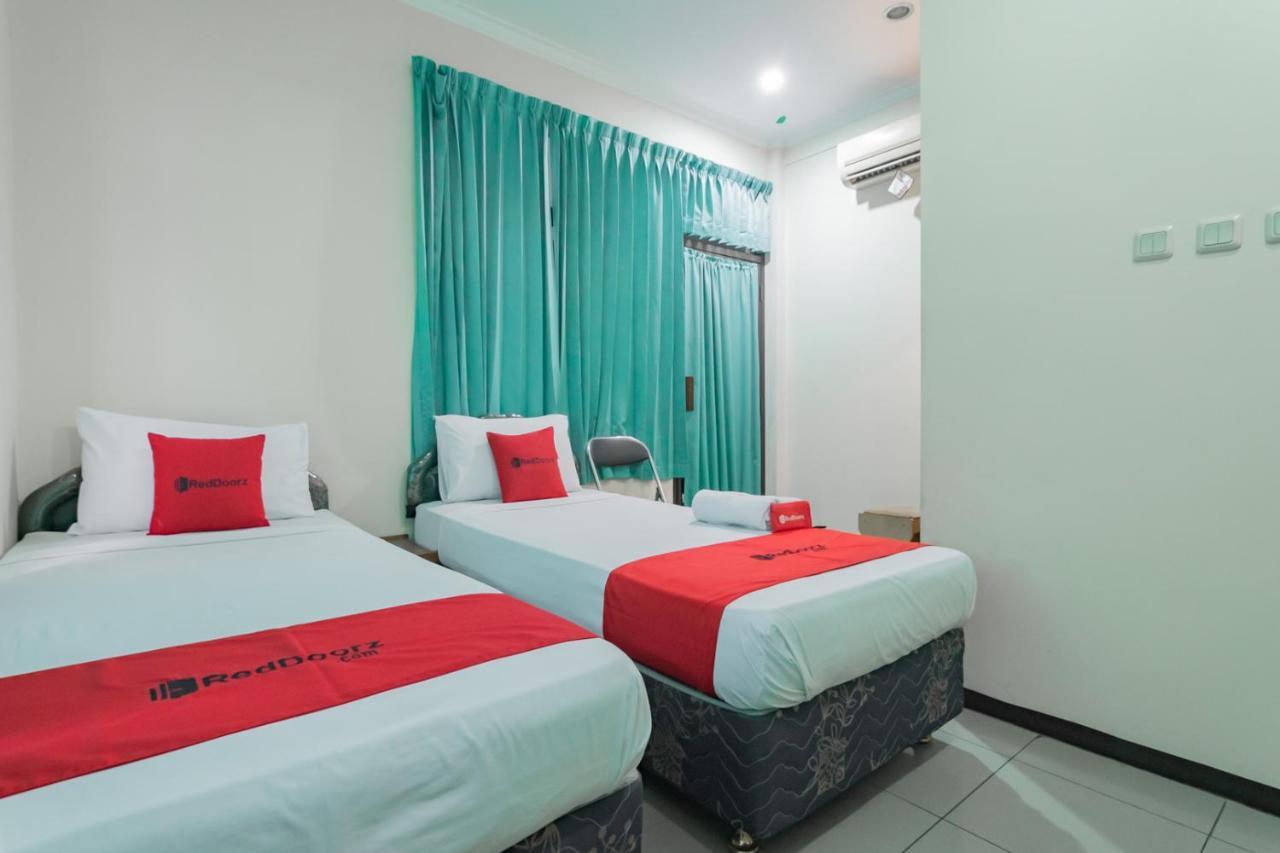 Reddoorz @ Achino Hotel Bandung Exterior foto